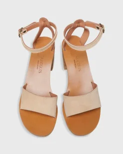 Albane Heel