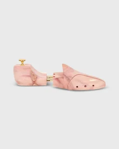 Cedar Shoe Tree