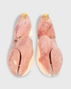 Cedar Shoe Tree