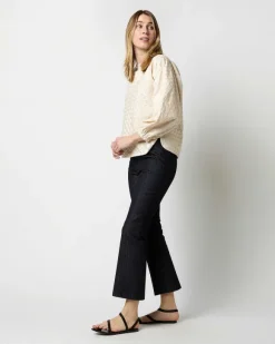 Elora Volume Top