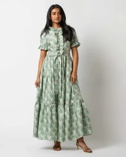 Long & Sassy Dress