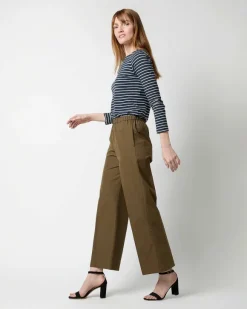 Pull-On Trouser