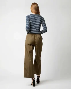 Pull-On Trouser
