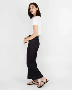 Short-Sleeved Relaxed Tee