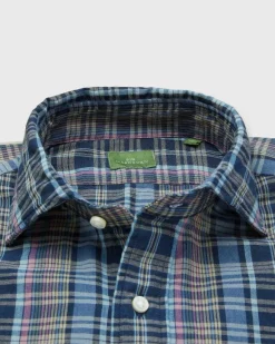 Spread Collar Sport Shirt