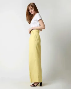 Wide-Leg Trouser